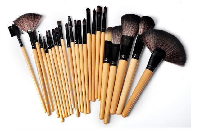 24-Piece Professional Makeup Brush Set