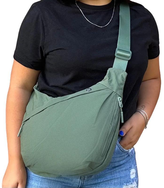 Adjustable Shoulder Strap Modern Design