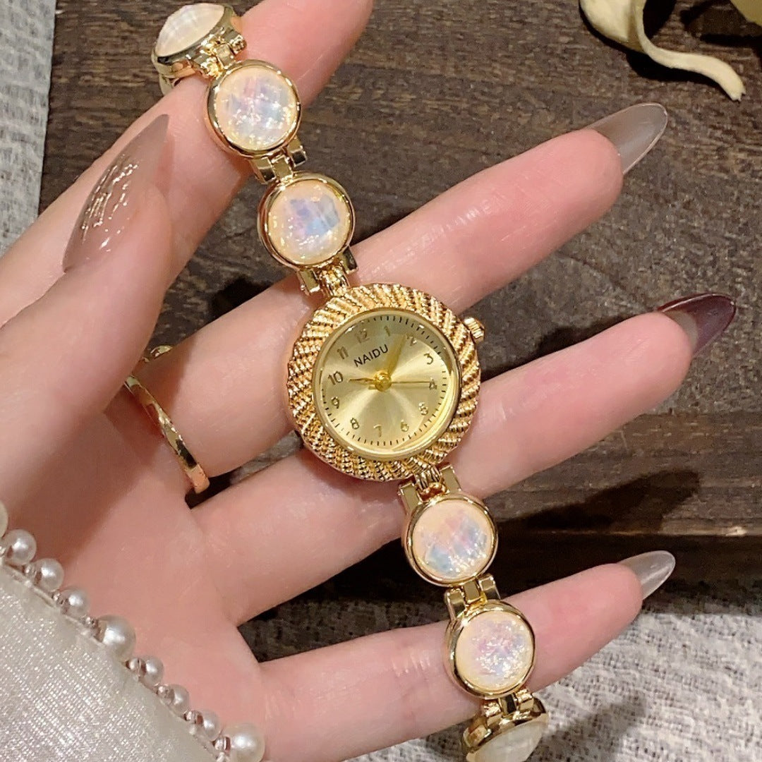 Women's Quartz Watch Elegant Design